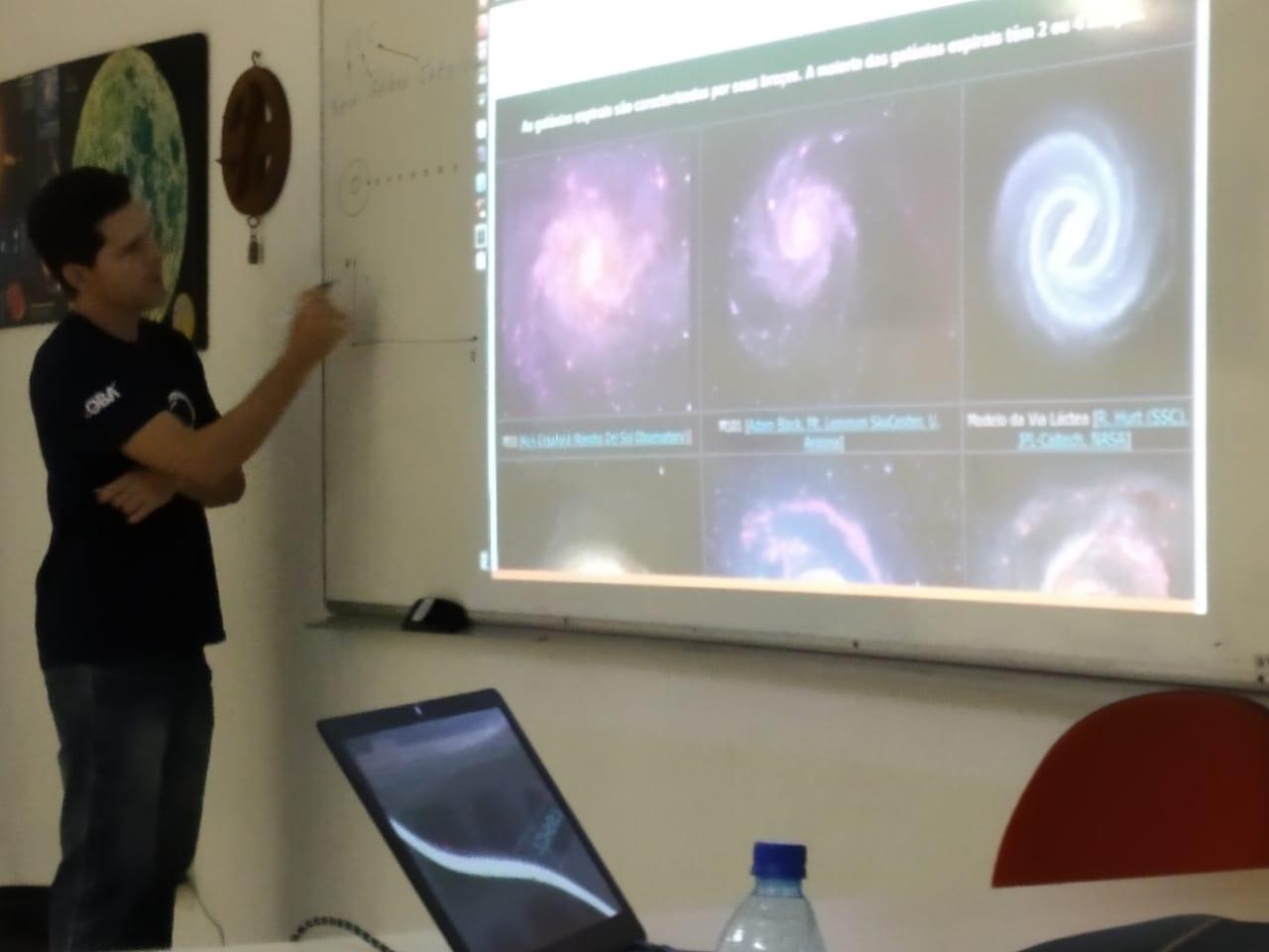 Curso básico de Astronomia na Seara da Ciência para alunos do Ensino Médio da rede pública. Turma de 2019