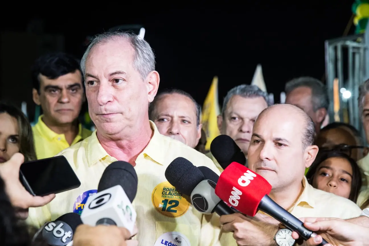 Ciro Gomes lamentou ausência dos irmãos Ivo e Cid