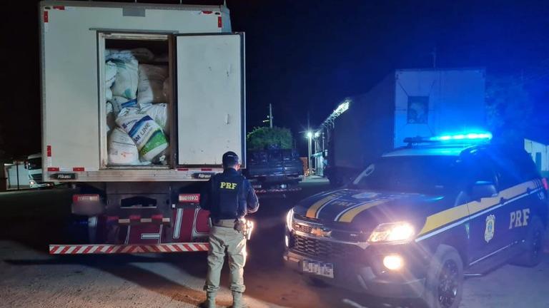 Apreensão de carga de camarão em Ipaumirim pela Polícia Rodoviária Federal