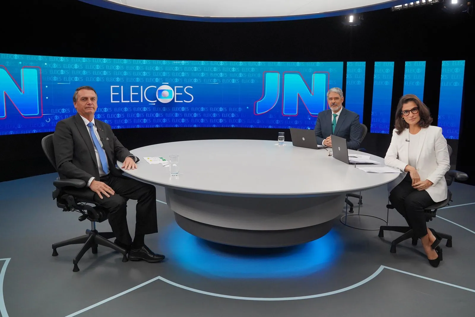 William Bonner e Renata Vasconcellos entrevistam o presidente Jair Bolsonaro (PL) nesta segunda-feira (22)