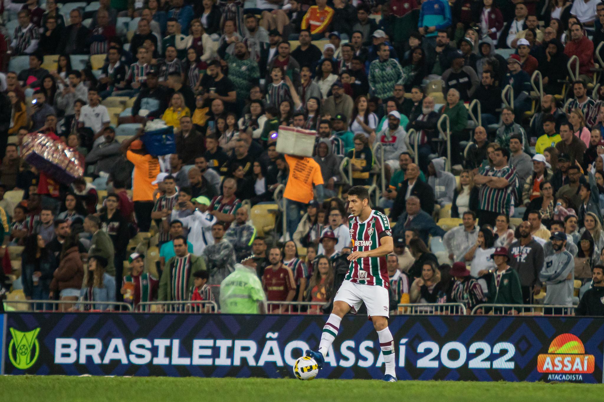 Onde assistir ao vivo o jogo Barcelona x Manchester City hoje,  quarta-feira, 24; veja horário