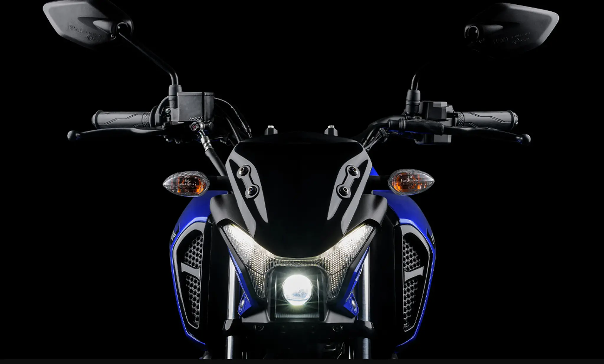 Yamaha Fazer FZ15 dianteira