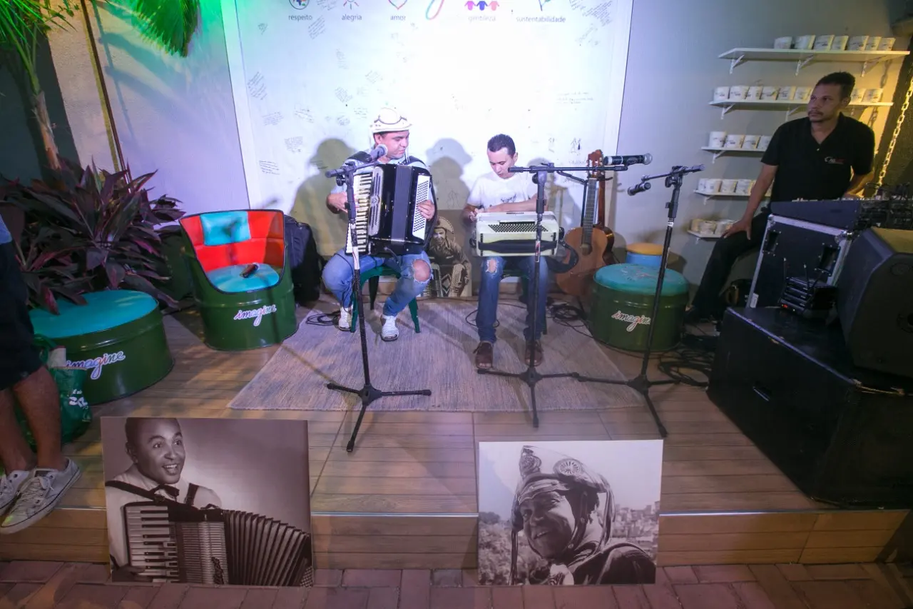 Xambinho do Acordeon e Nonato Lima: Noite de celebração a Seu Luiz