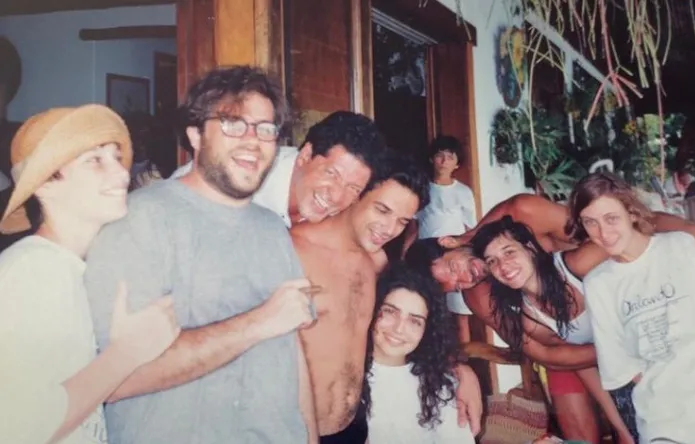 Fotografia foi tirada no aniversário do Marcelo Serrado