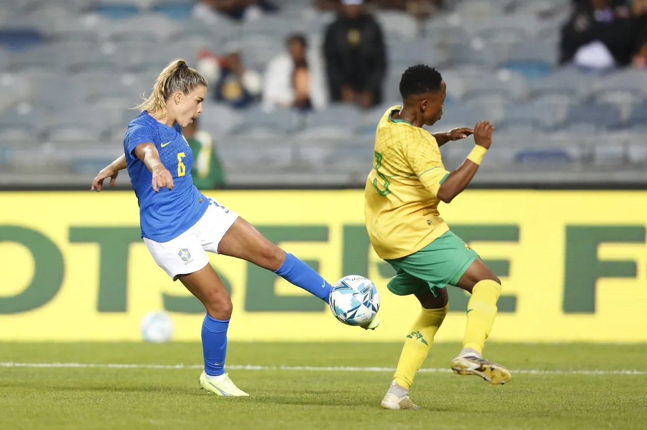 Tamires marcou o terceiro gol do Brasil,  batendo de primeira