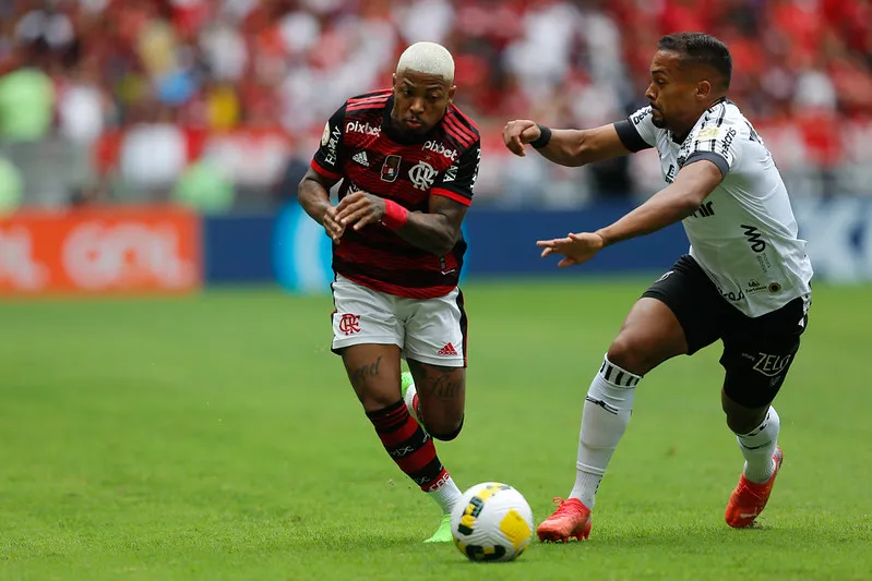O Ceará segurou a pressão do Flamengo no Maracanã e conquistou um ponto pela Série A