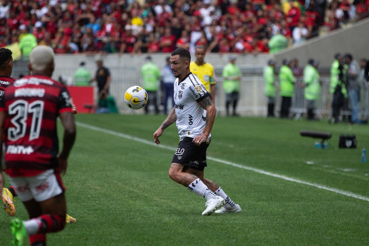 Flamengo Notícias: Link ao Vivo e Grátis para assistir Ceará x Flamengo às  18 horas