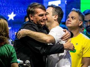 Bolsonaro e Capitão Wagner durante evento do presidente em Fortaleza, em julho