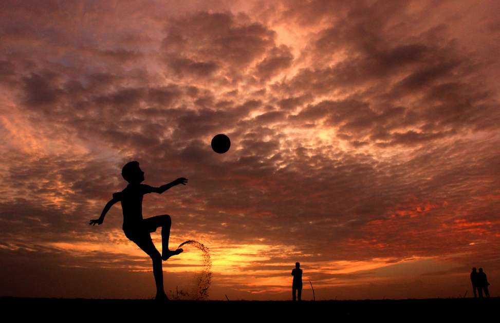 Fútbol, ​​del Mundial a lo local – Alexandre Queiroz Pereira