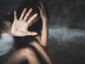 Conceito de parar o abuso sexual e o estupro, a violência doméstica e o tráfico