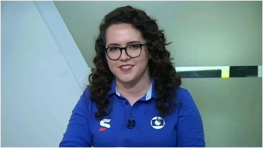 Natália Lara em transmissão pelo SporTV
