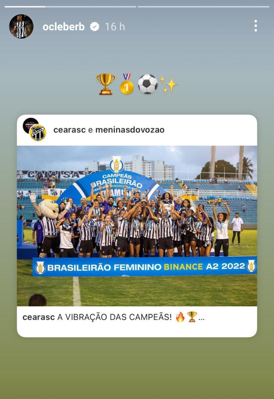 Imagem mostra jogadoras de futebol