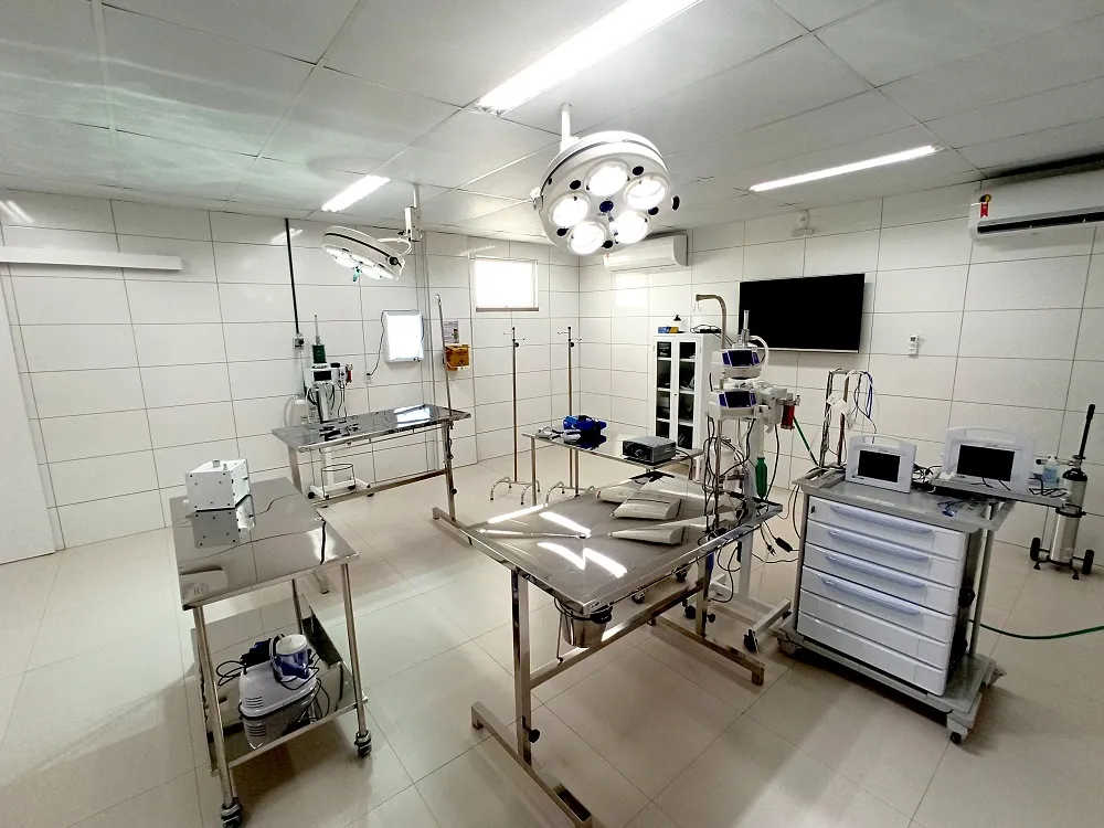 Centro Veterinário possui estrutura ampla, bem equipada e completa para realizar consultas, exames e até cirurgias