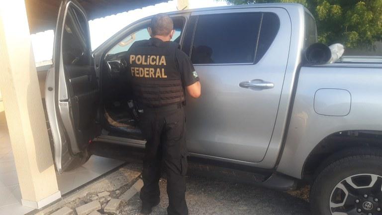 20 policiais federais cumpriram mandados judiciais no Ceará e no Piauí, na Operação Raque