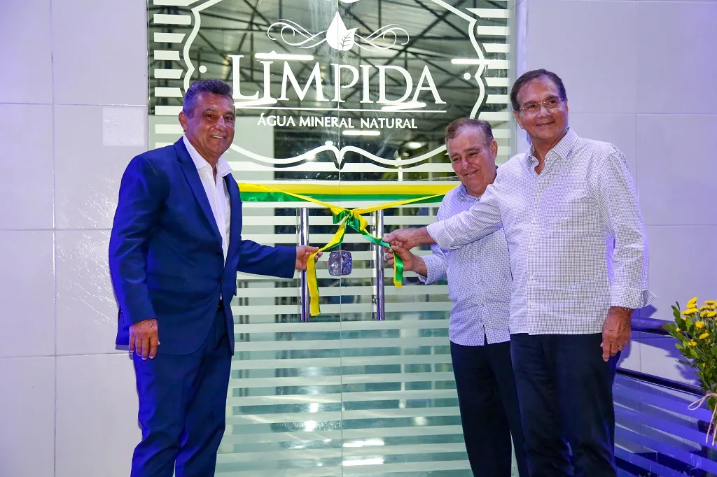 Evento de inauguração do novo parque fabril
