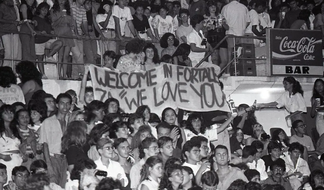 Mensagem de carinho do público cearense para os noruegueses do A-ha