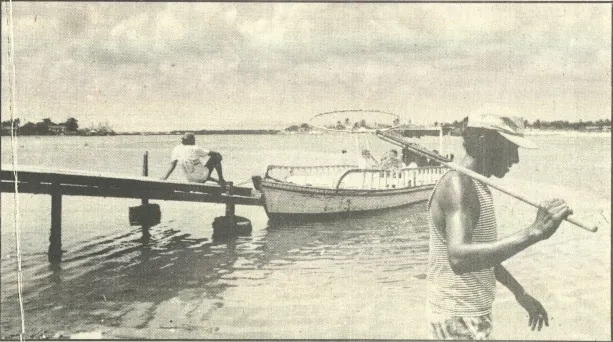 Barqueiros na Barra do Ceará, em Fortaleza, em 1995, antes da construção da ponte