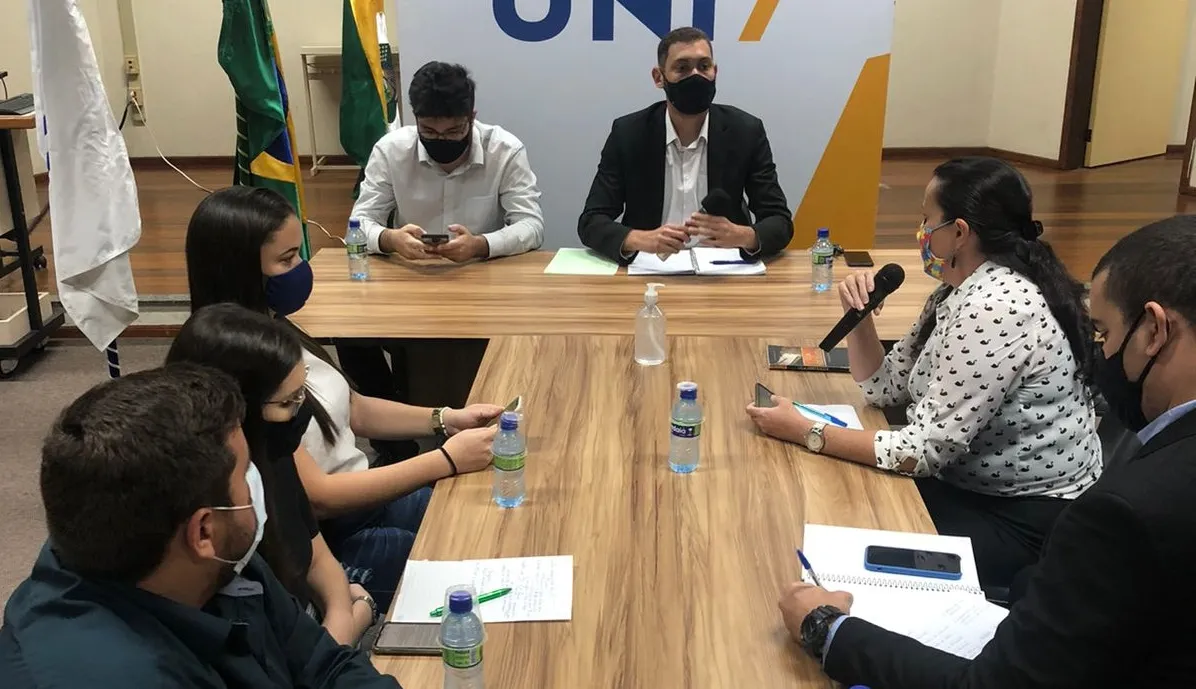 Marcos participa de simulação de audiência na faculdade