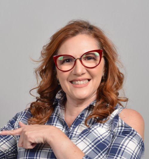 Patrícia Leitão é corretora de imóveis e especialista em imóveis serranos