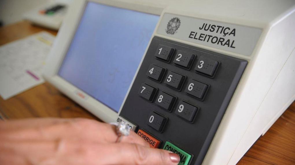 Urna no processo eleitoral no Brasil