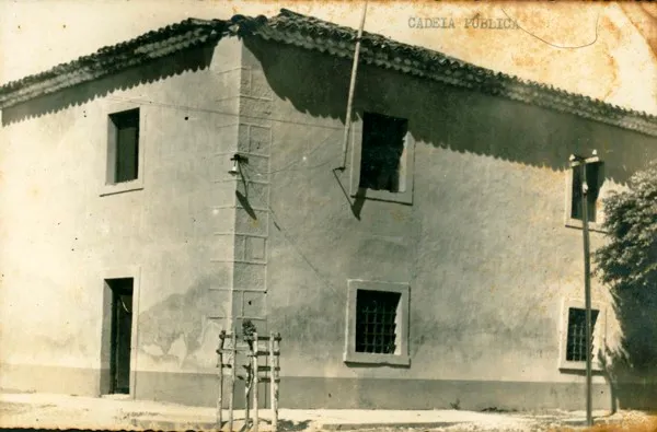 Biblioteca Pública de Caucaia em 1951, quando ainda era cadeia