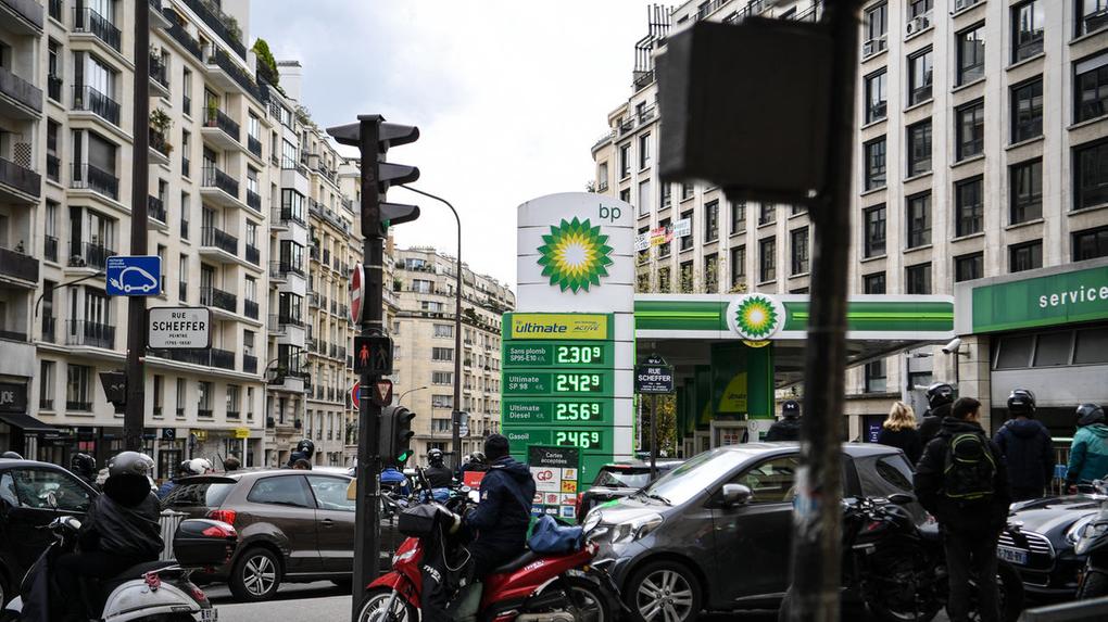Posto de combustível na França