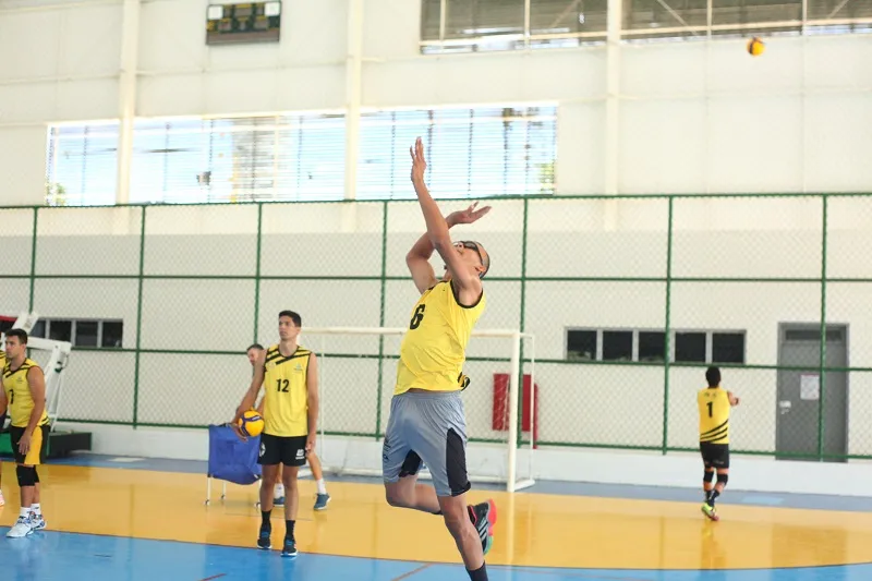 Lucas vai disputar a Superliga pelo Rede Cuca.