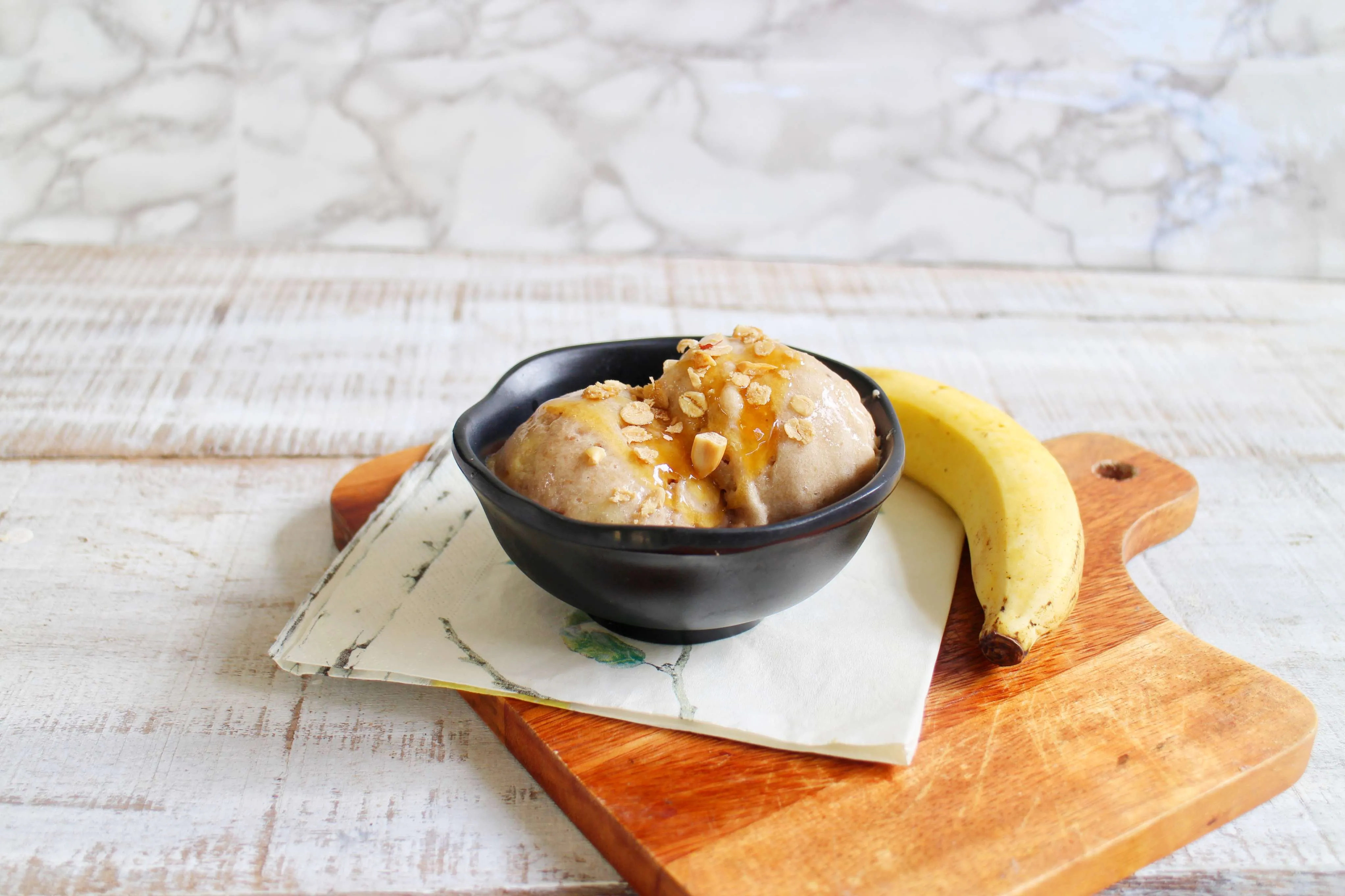 Receita serve uma deliciosa e saudável sobremesa