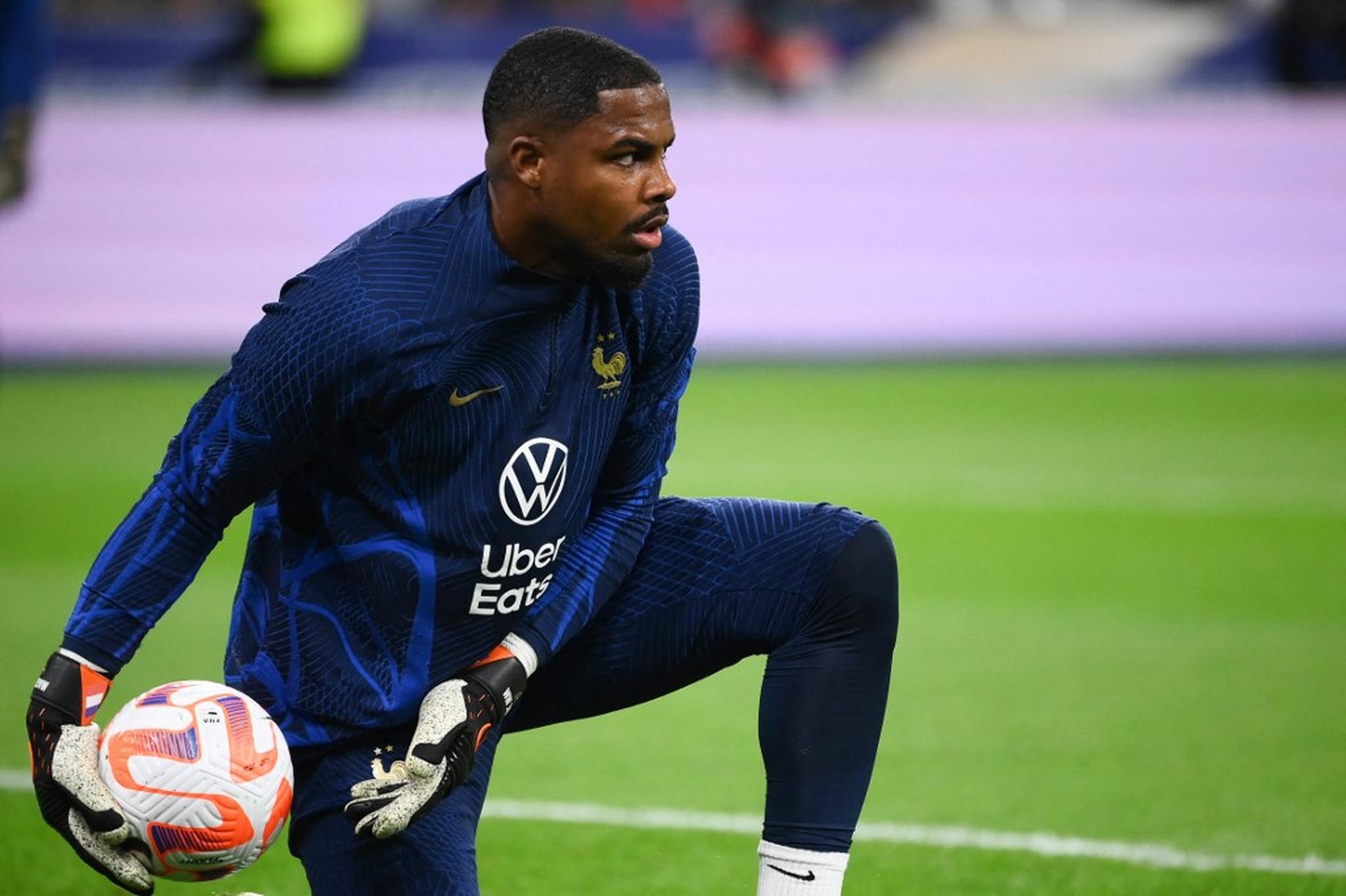 Goleiro Do Milan Desfalcar Fran a Na Copa Do Mundo Do Catar Jogada 