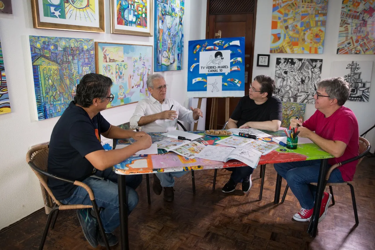 Mino reencontra Valdijunio Rodrigues, J. J. Marreiro e Daniel Brandão: artistas cearenses que integraram, entre outros nomes, a equipe responsável por desenvolver as HQs do Capitão Rapadura