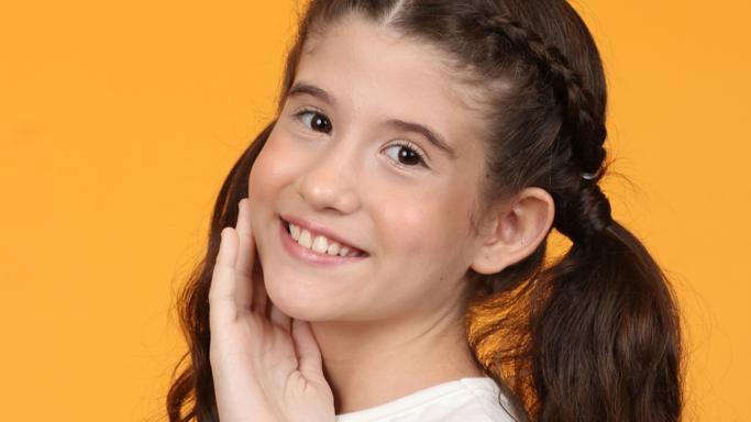 Garota de 12 anos tem tumor do tamanho de uma melancia - Alagoas