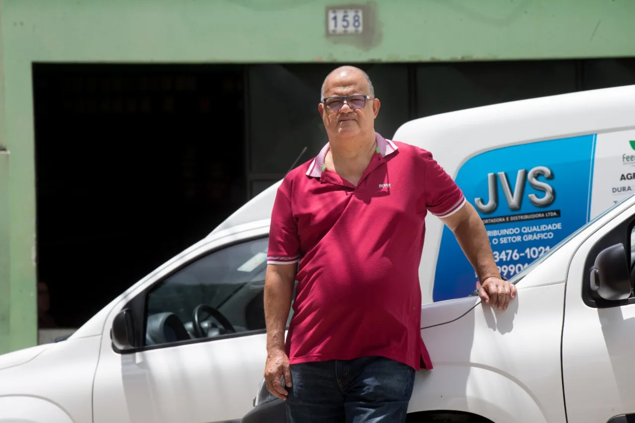 Consumidor relata experiência com assinatura de carro