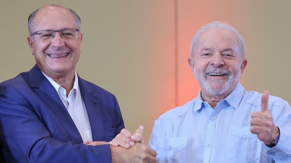 Alckmin e Lula disputam o comando do Executivo nacional
