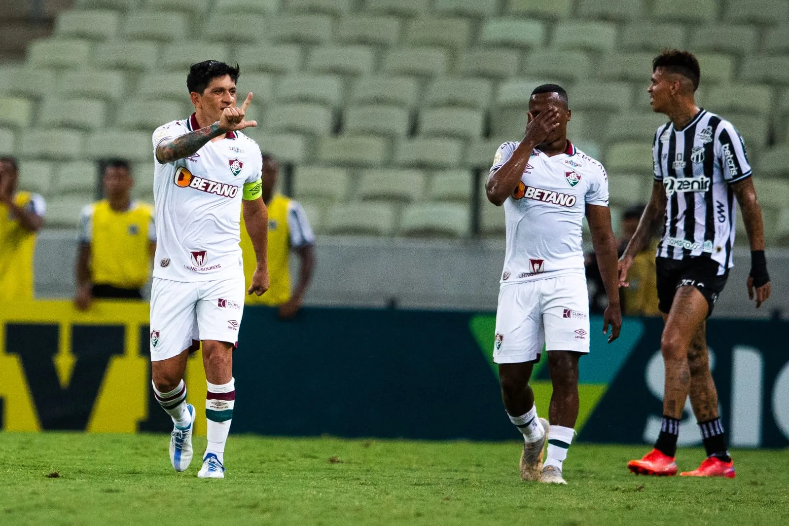 Cano fez o gol da vitória do Fluminense