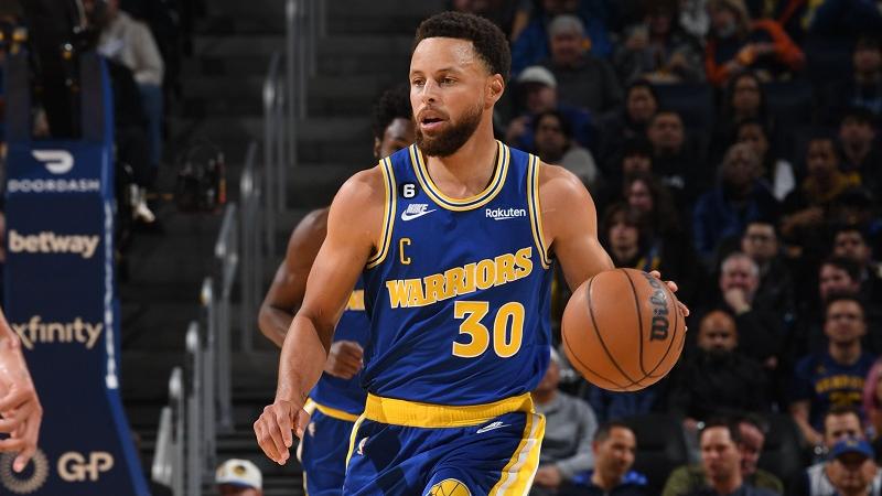 Curry marca 47 pontos e comanda vitória dos Warriors na NBA - Jogada -  Diário do Nordeste