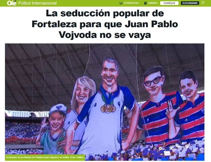 Imagem mostra jogadores de futebol