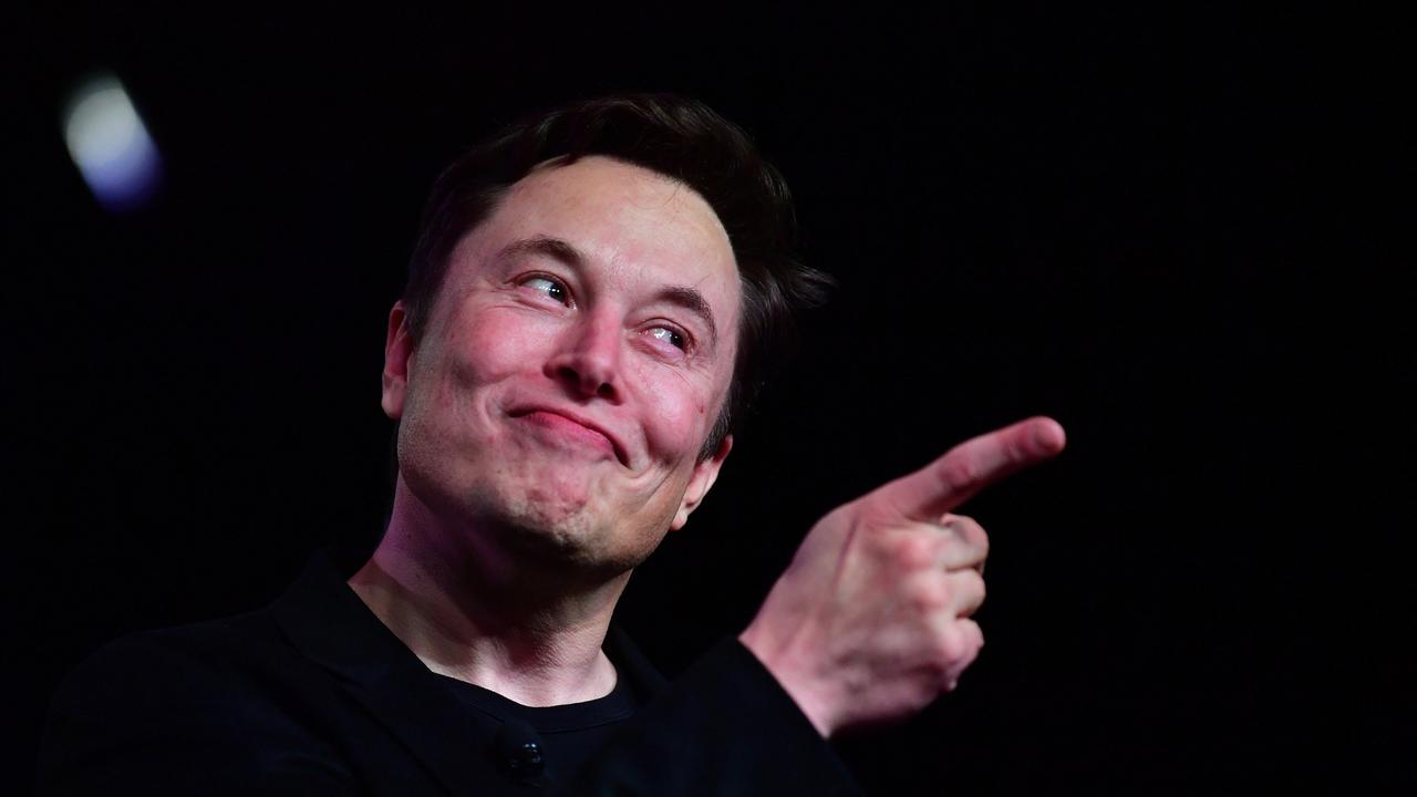 Elon Musk e outros bilionários veem fortuna cair esta semana