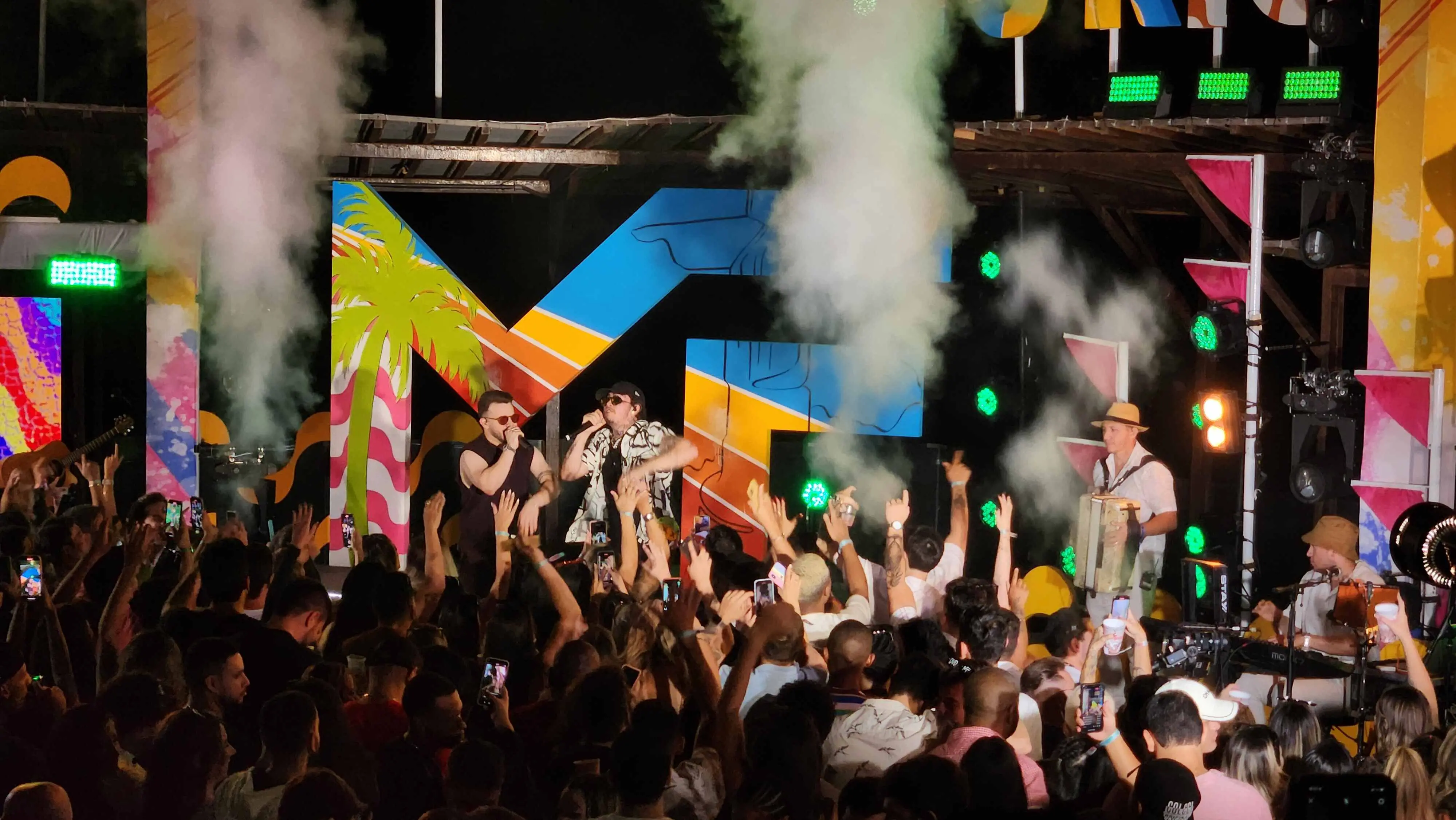 Matheus Fernandes cantou com nomes como Whindersson Nunes em DVD