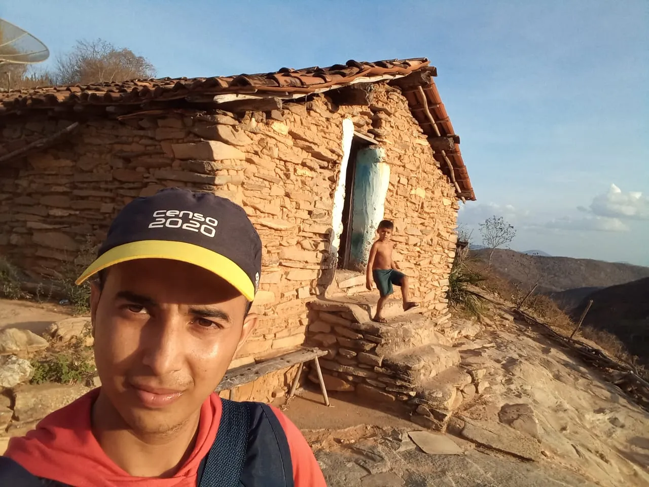 Vladson Moreira teve de escalar uma serra para colher informações para o Censo 2022