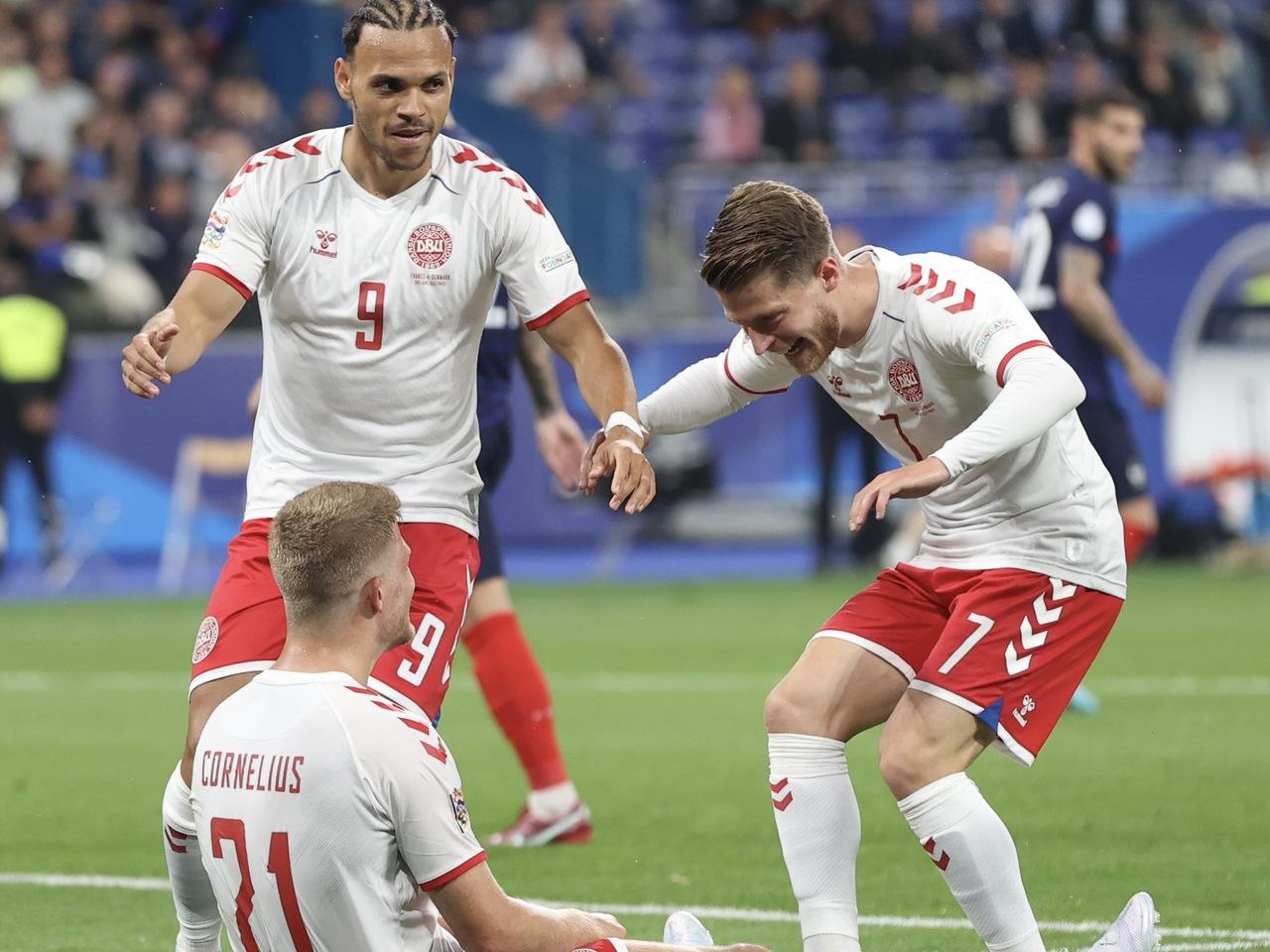 Deu zebra! Arábia Saudita vence Argentina de virada na estreia da Copa do  Mundo - Copa do Mundo - Diário do Nordeste