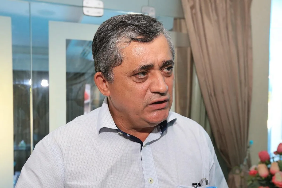 José Guimarães
