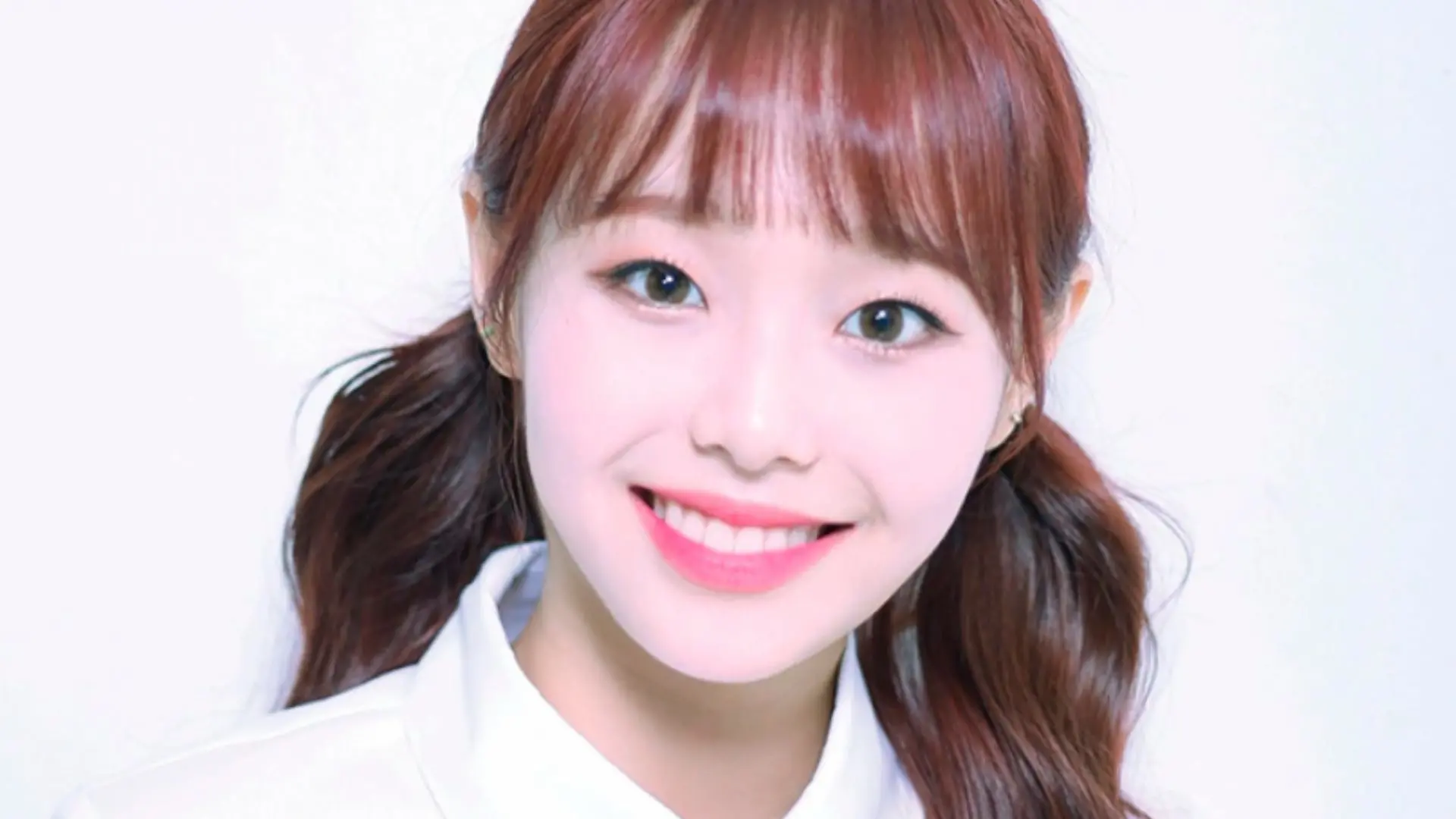Cantora Chuu é expulsa do grupo de k-pop Loona - Zoeira - Diário
