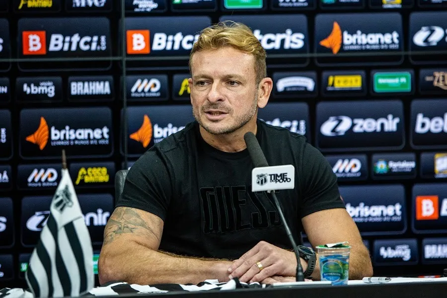 Albeci Júnior em entrevista pelo Ceará