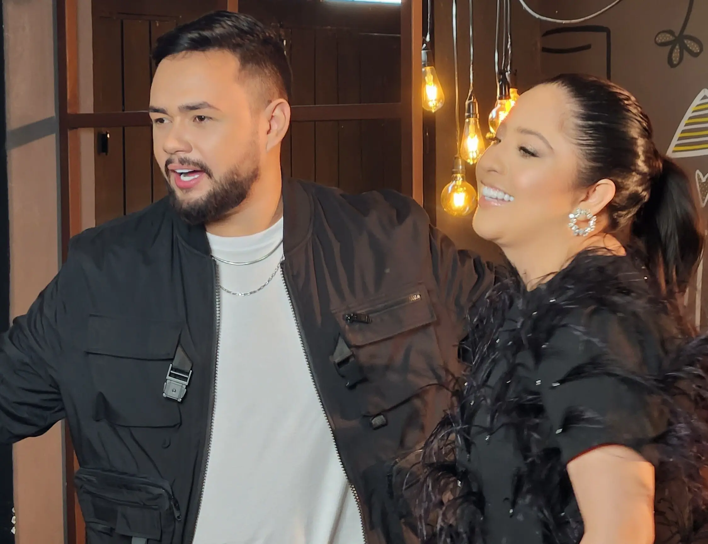 Cantores gravaram clipe de 