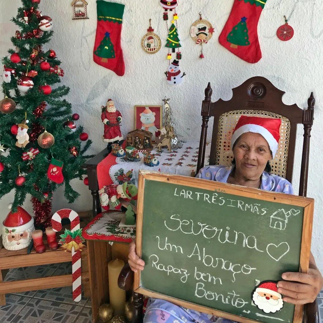 Residente do Lar Três Irmãs, Severina pede um 