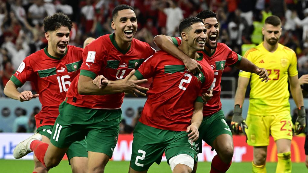 Imagem da comemoração dos jogadores marroquinos