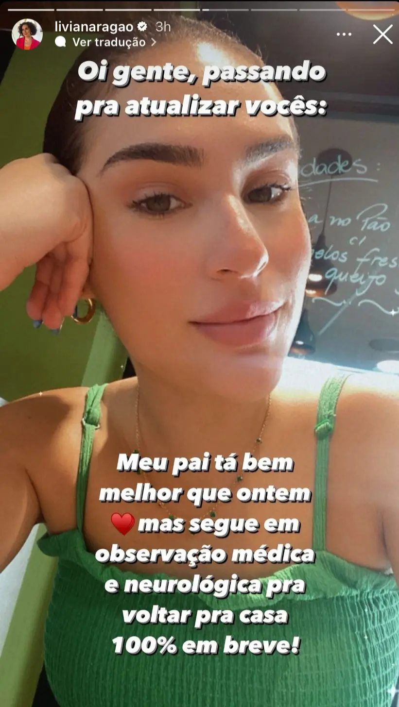 Print de story de Lívian Aragão atualizando estado de saúde de seu pai, Renato Aragão