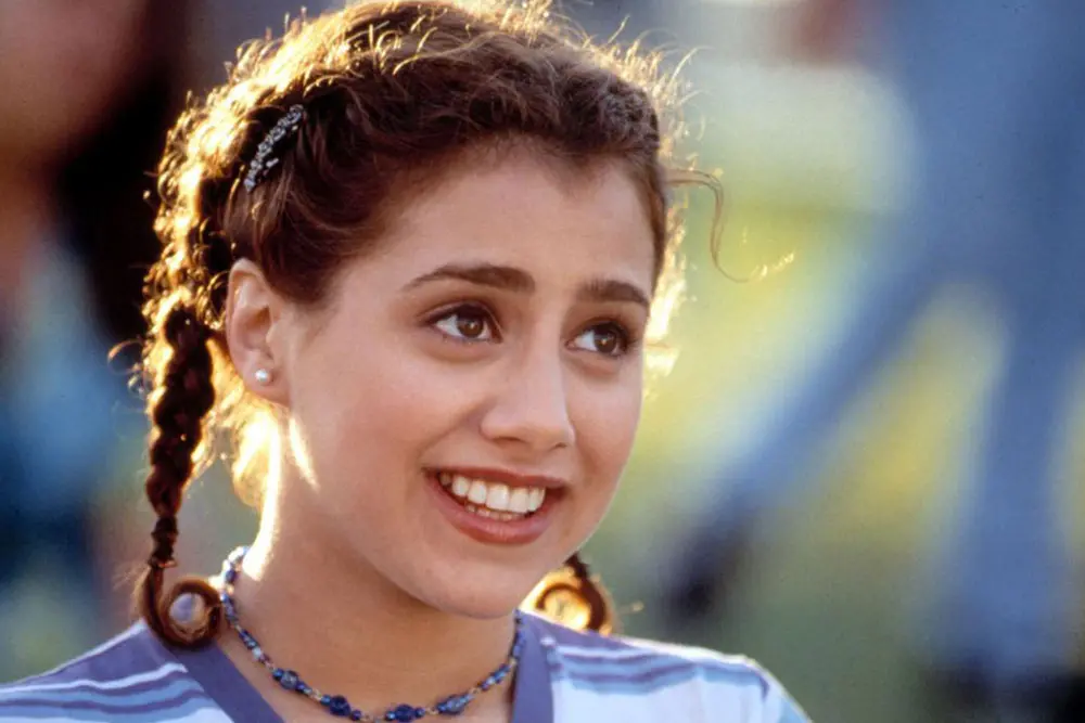 Brittany Murphy no papel de Tai Frasier em 