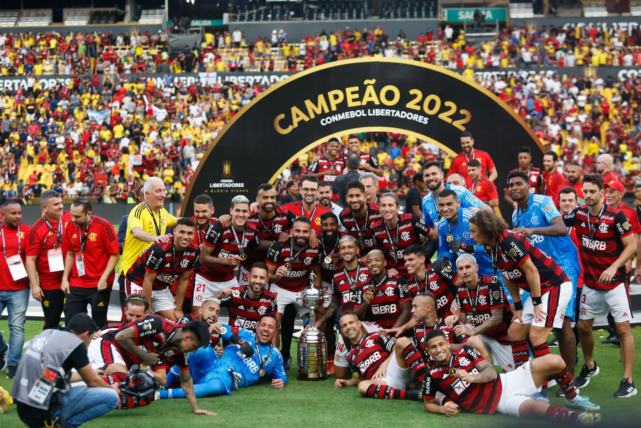 O Flamengo foi campeão da Libertadores de 2022 contra o Athletico/PR no Equador