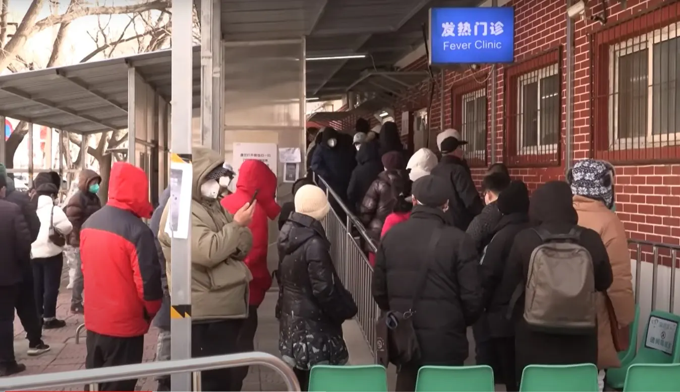 Hospitais estão com grandes filas na China